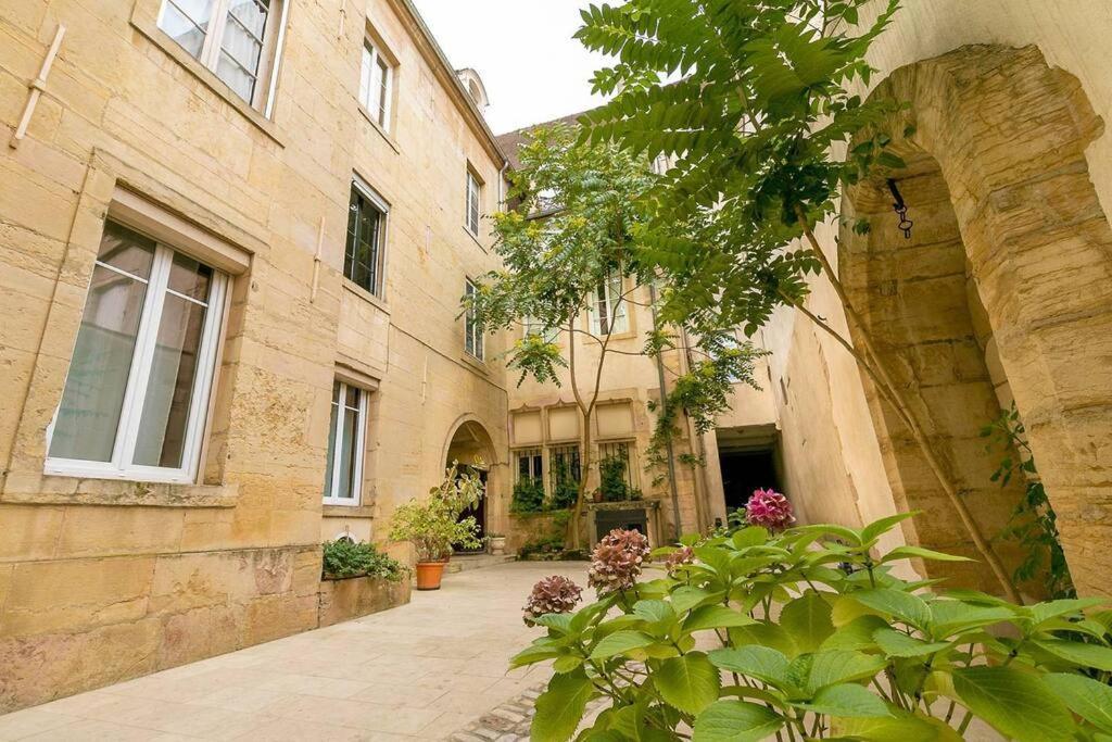 L'Escapade Apartment Дижон Екстериор снимка
